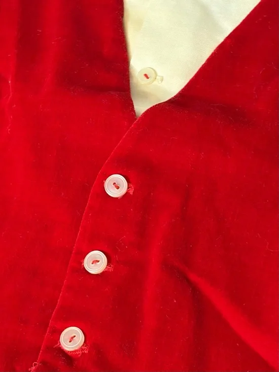 Vintage Baby Togs 2pc Red/White Cotton/Velvet button vest and pant set. 1960’s? - Picture 4 of 11
